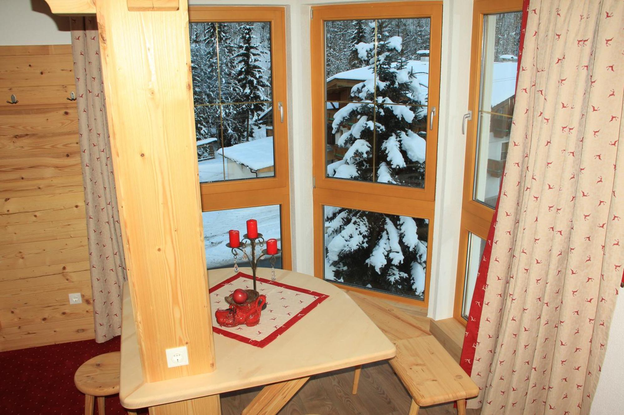 Hotel Schweizerhof Oberau Exteriör bild