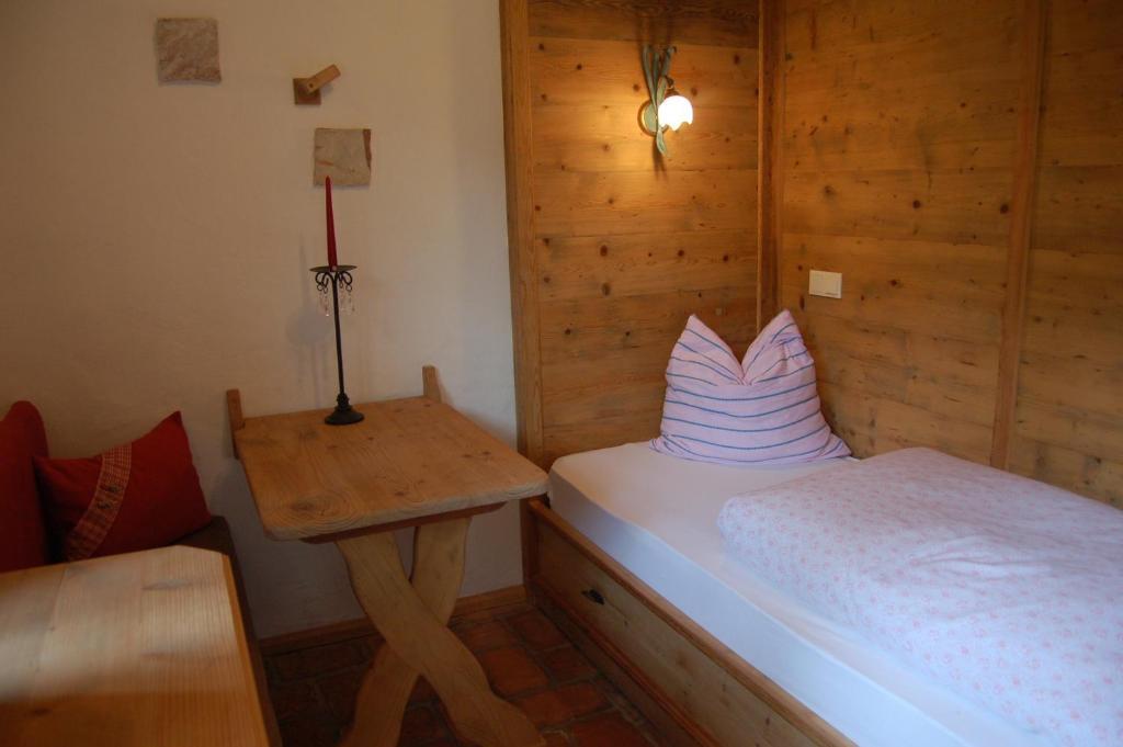 Hotel Schweizerhof Oberau Rum bild