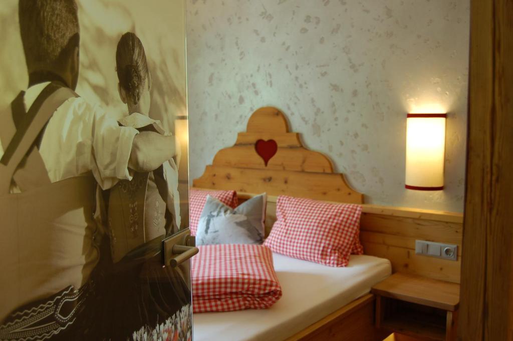 Hotel Schweizerhof Oberau Rum bild